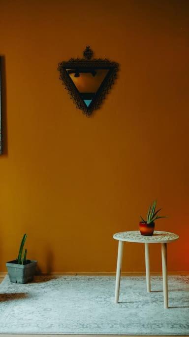 Sahara Studio With Shared Bathroom In City Centre Bratislava Exterior photo